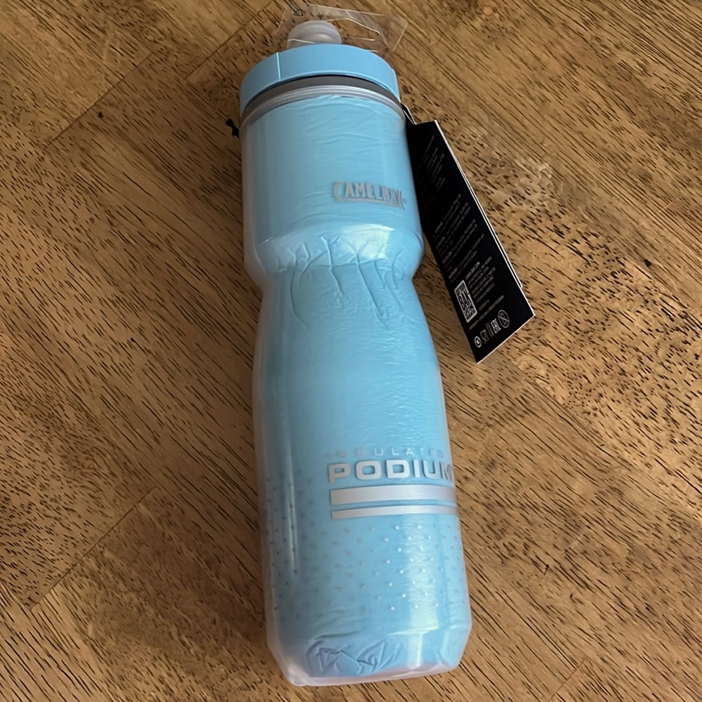 NEW Camelbak 24 oz Podium Water Bottle Stone Blue